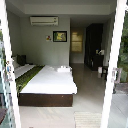 Naiyang Boutique Resort Nai Yang Beach Exteriör bild