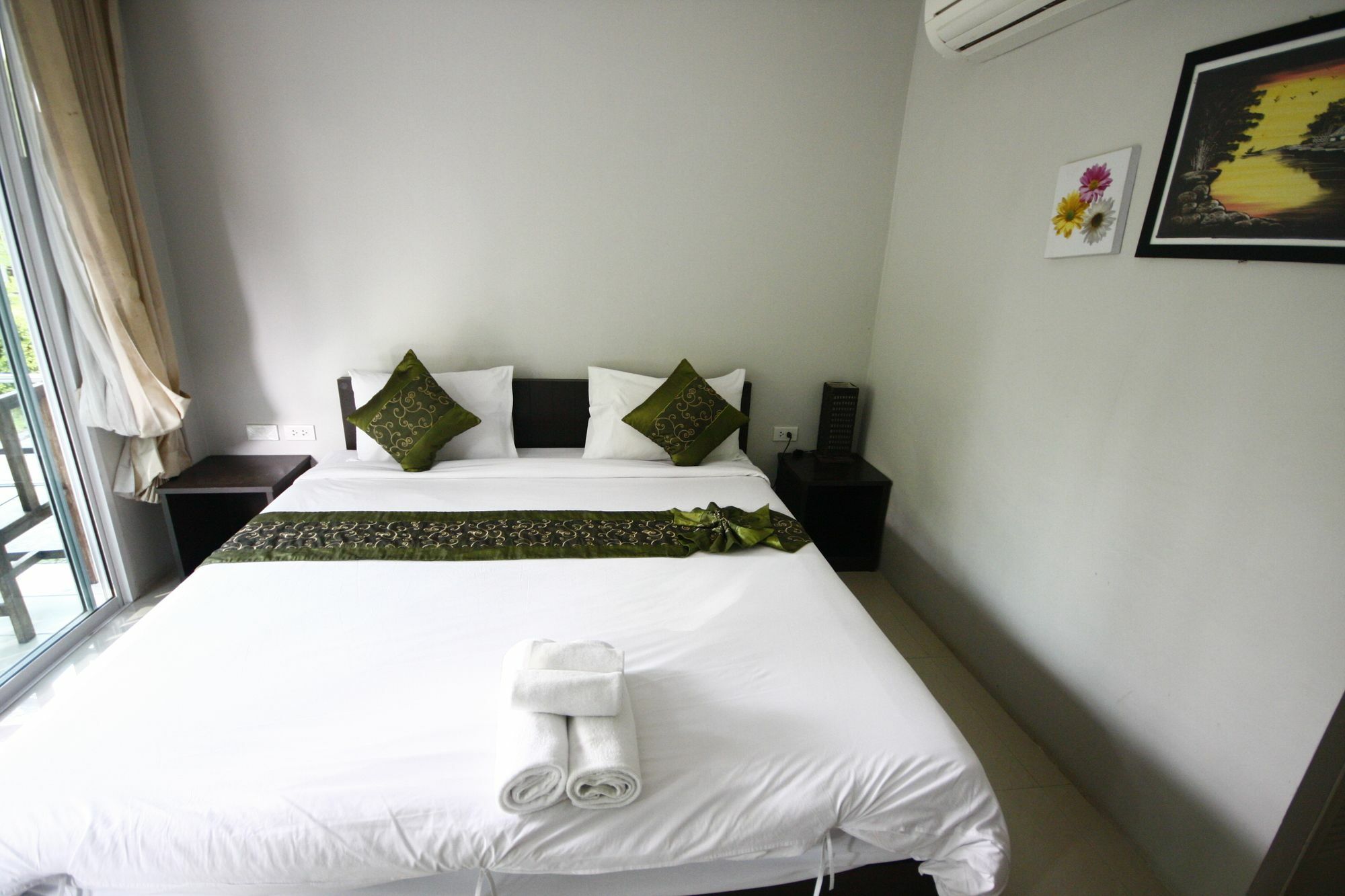 Naiyang Boutique Resort Nai Yang Beach Exteriör bild
